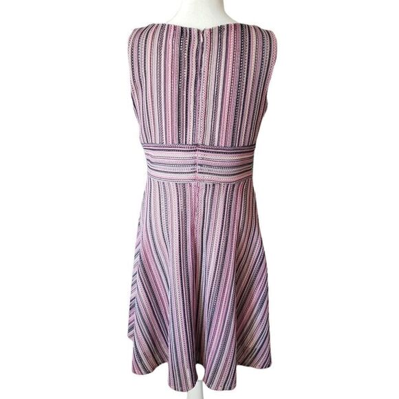 Gabby Skye Sleeveless Crochet Stripe A-Line Dress Size 6 - Picture 6 of 14